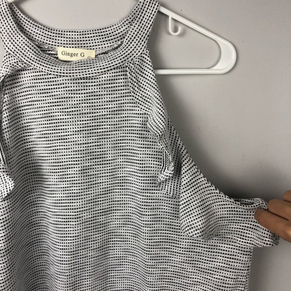 Ginger G Ruffle Top - Picture 3 of 5